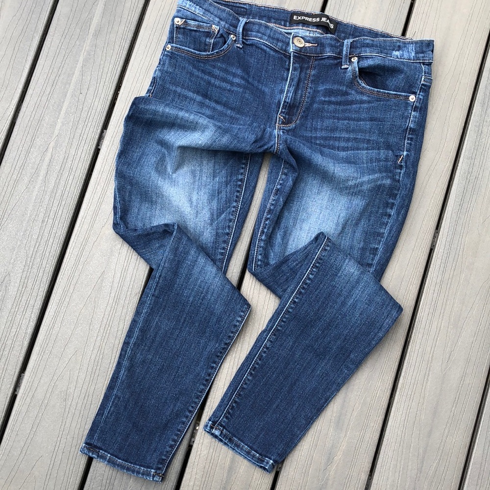 EXPRESS Denim